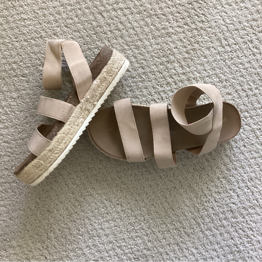 Steve Madden Neutral Beige Espadrille Platform Sandals